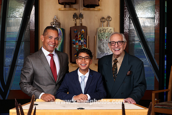 555A1451-EditLT